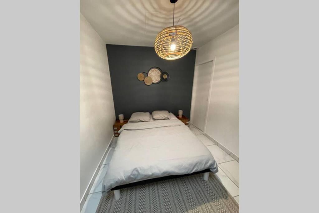 Le Petit Pelet - Centre Historique, Proche Halles De Niort, Port Boinot, Moulin Du Roc - 2 Mn Hyper Centre, Wifi Et Netflix מראה חיצוני תמונה
